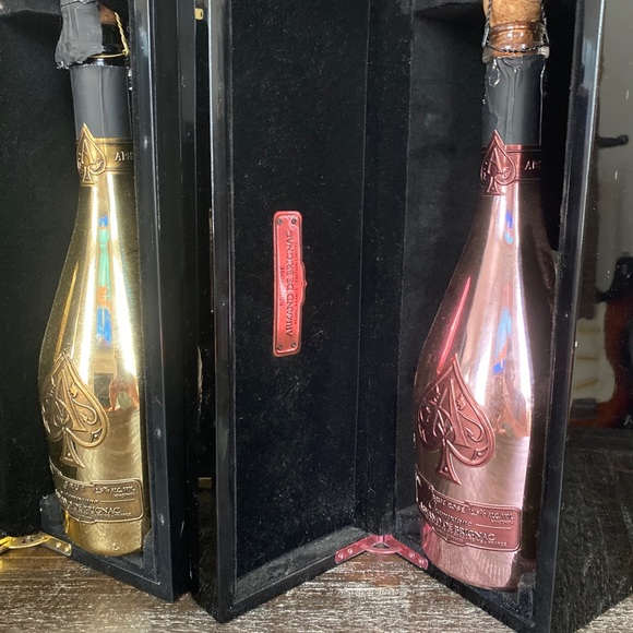 Ace of spades bottles and boxes - Picture 4 of 9
